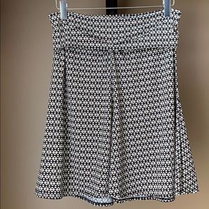 Gorgeous Max Studio Skirt🌸